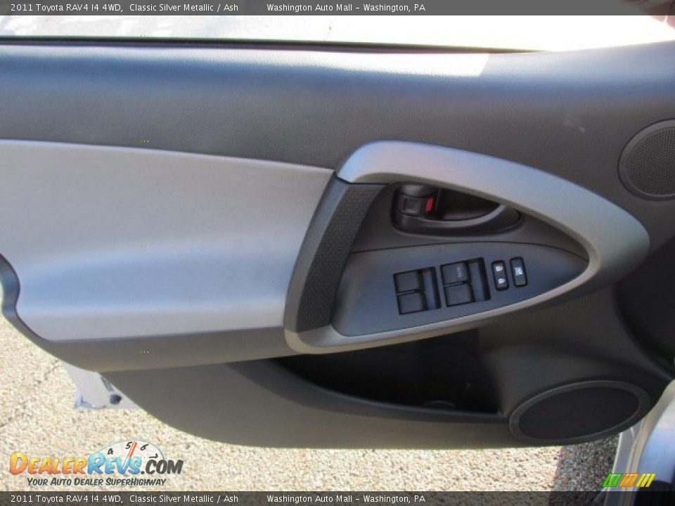 2011 Toyota RAV4 I4 4WD Classic Silver Metallic / Ash Photo #14