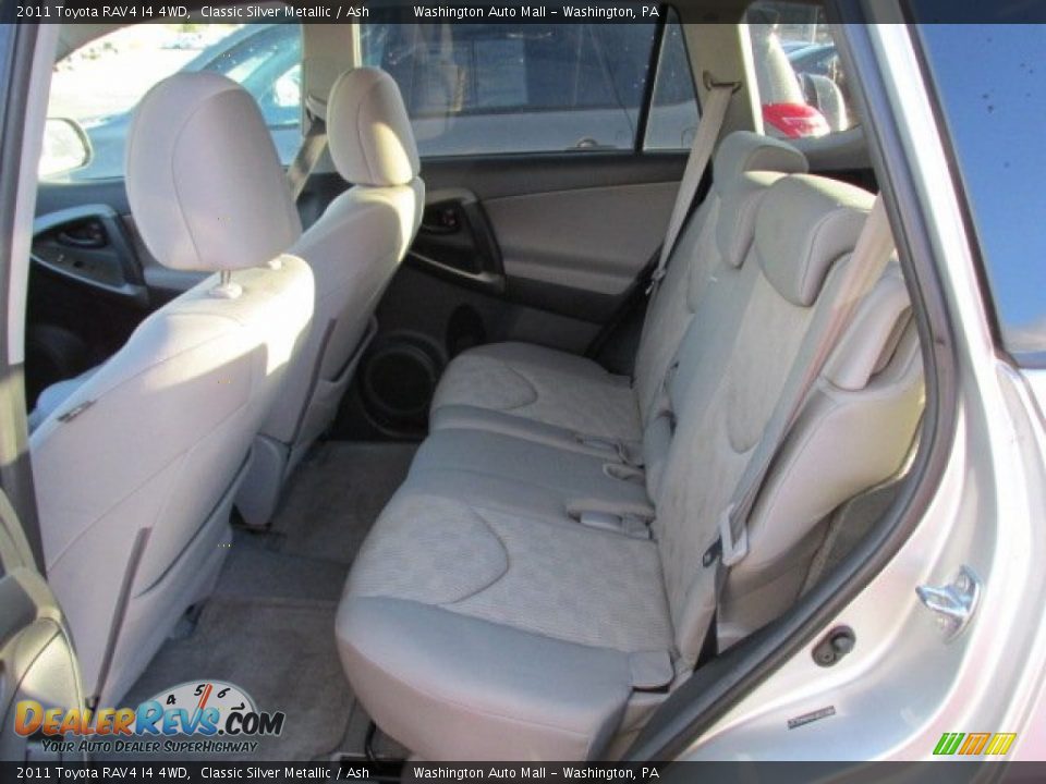 2011 Toyota RAV4 I4 4WD Classic Silver Metallic / Ash Photo #16