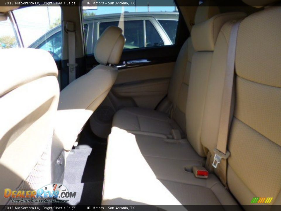 2013 Kia Sorento LX Bright Silver / Beige Photo #10
