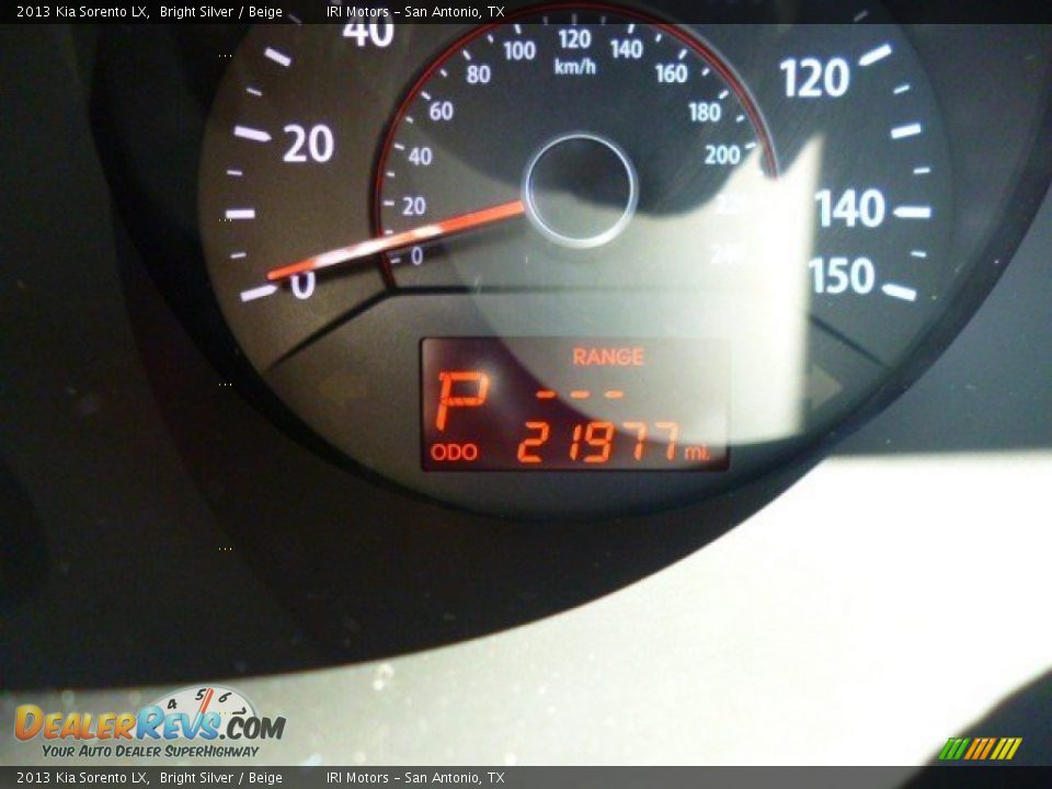 2013 Kia Sorento LX Bright Silver / Beige Photo #15