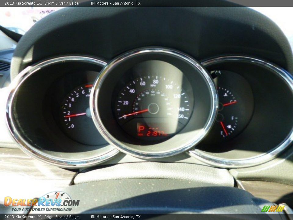 2013 Kia Sorento LX Bright Silver / Beige Photo #16