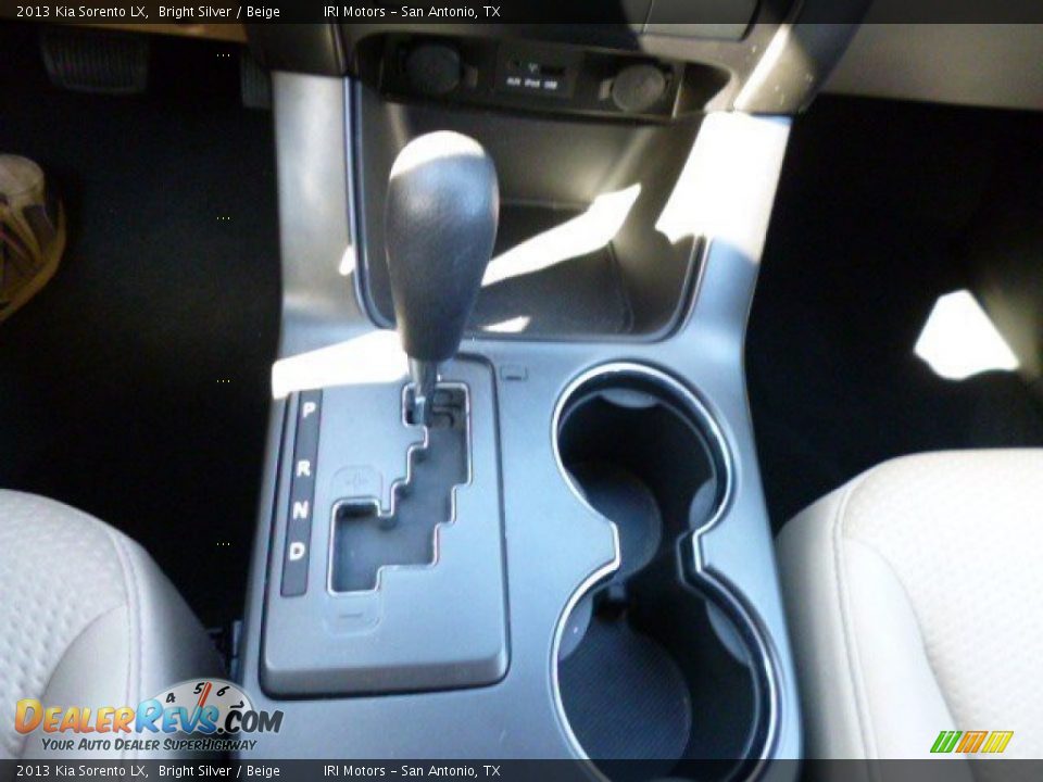 2013 Kia Sorento LX Bright Silver / Beige Photo #18