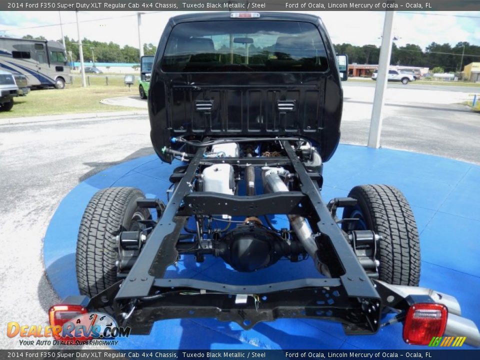 Tuxedo Black Metallic 2014 Ford F350 Super Duty XLT Regular Cab 4x4 Chassis Photo #4