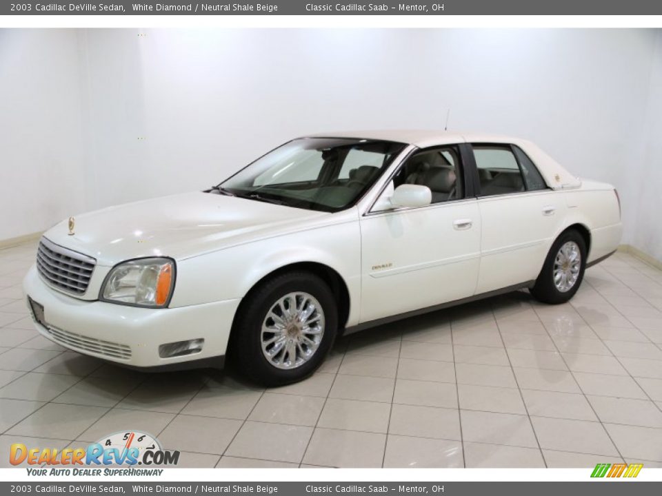 2003 Cadillac DeVille Sedan White Diamond / Neutral Shale Beige Photo #3