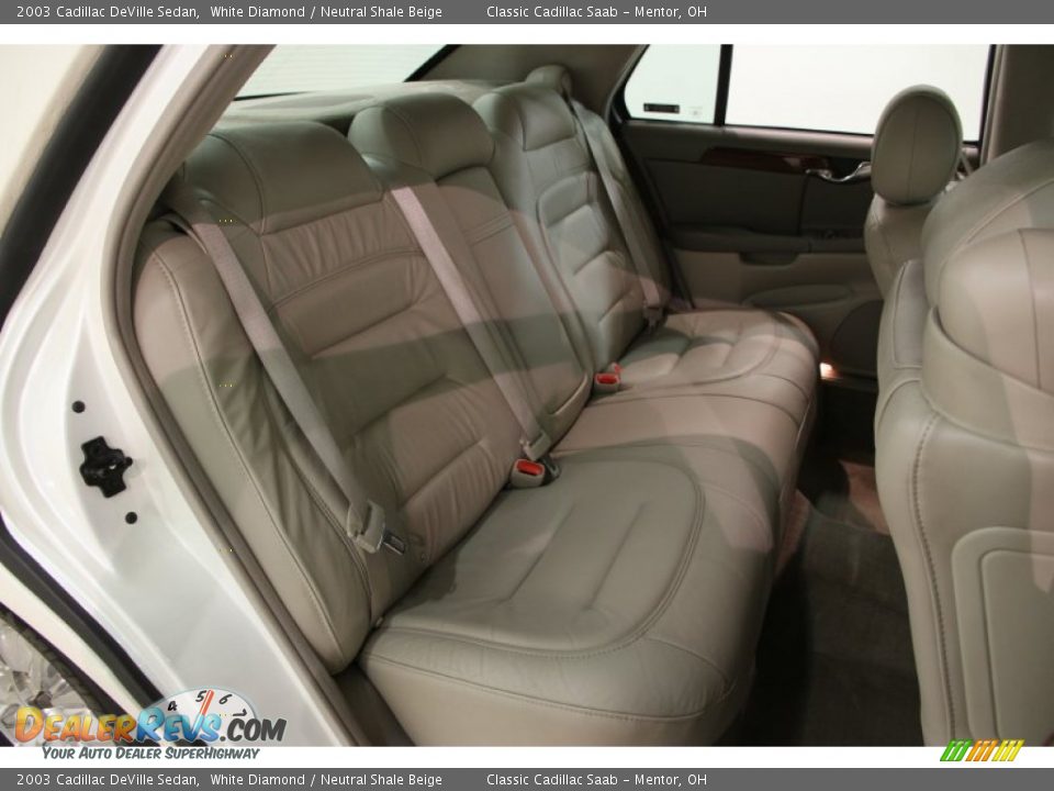 2003 Cadillac DeVille Sedan White Diamond / Neutral Shale Beige Photo #13
