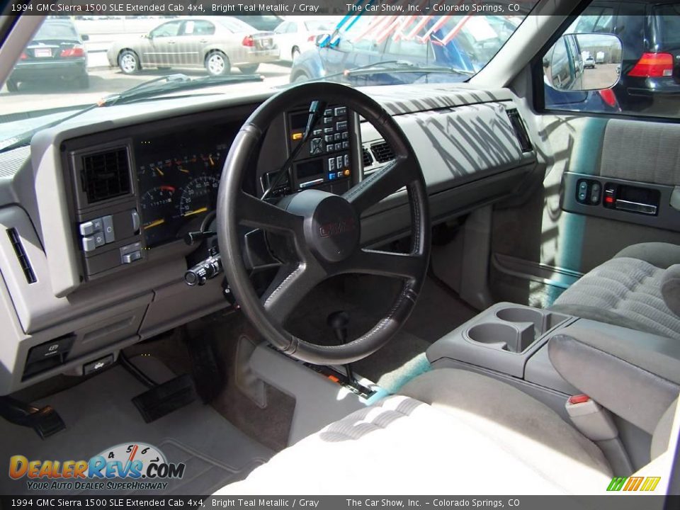 1994 GMC Sierra 1500 SLE Extended Cab 4x4 Bright Teal Metallic / Gray Photo #7