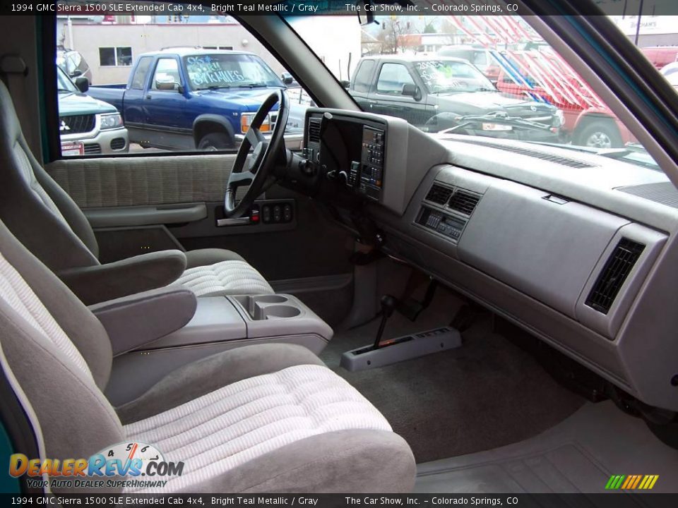 1994 GMC Sierra 1500 SLE Extended Cab 4x4 Bright Teal Metallic / Gray Photo #11