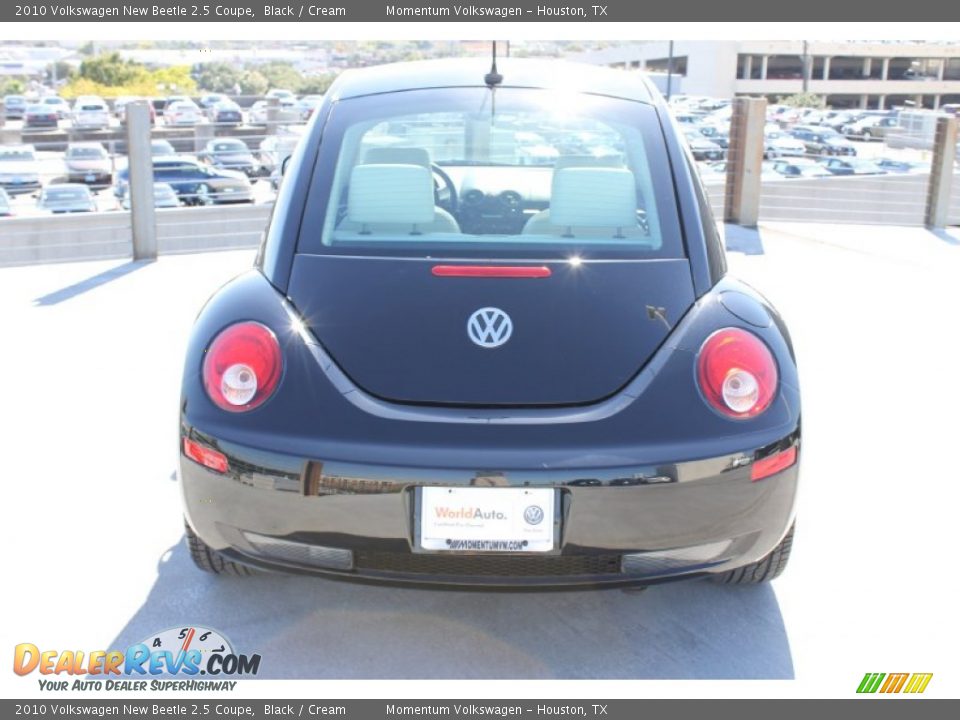 2010 Volkswagen New Beetle 2.5 Coupe Black / Cream Photo #8