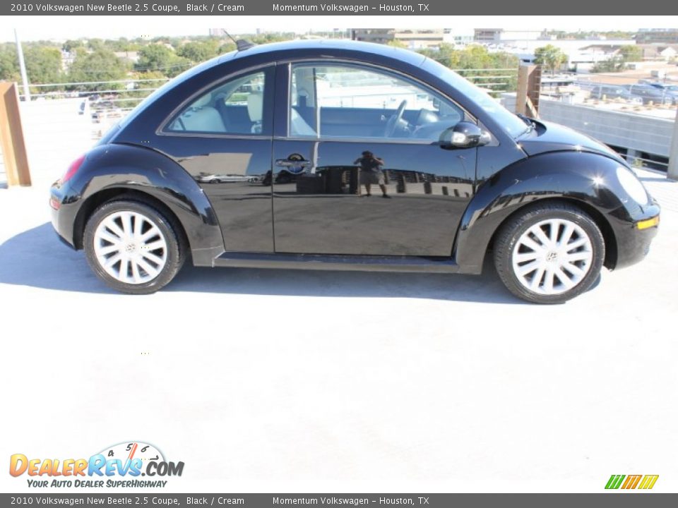 2010 Volkswagen New Beetle 2.5 Coupe Black / Cream Photo #11