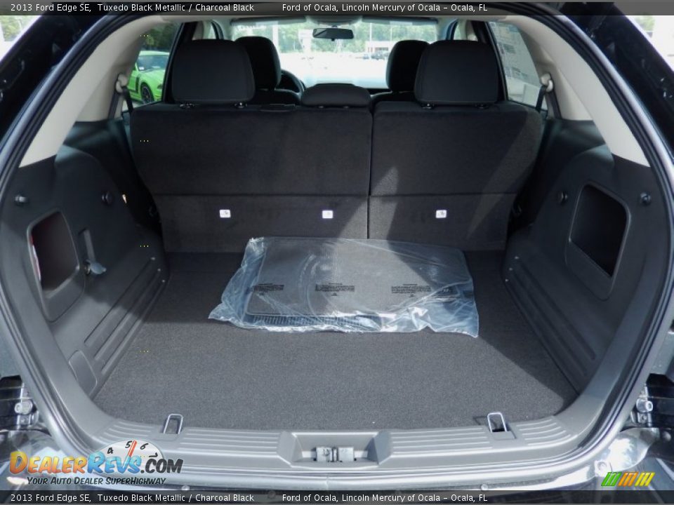 2013 Ford Edge SE Tuxedo Black Metallic / Charcoal Black Photo #5