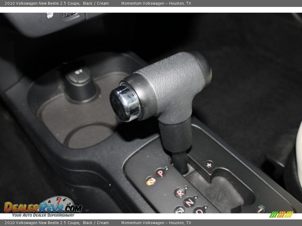 2010 Volkswagen New Beetle 2.5 Coupe Black / Cream Photo #19
