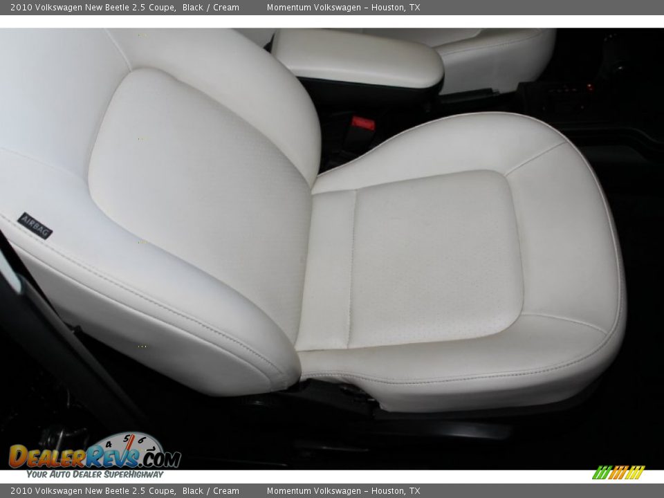2010 Volkswagen New Beetle 2.5 Coupe Black / Cream Photo #23