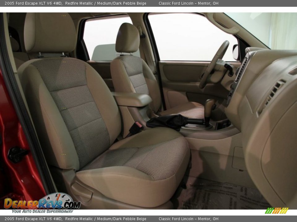 2005 Ford Escape XLT V6 4WD Redfire Metallic / Medium/Dark Pebble Beige Photo #11