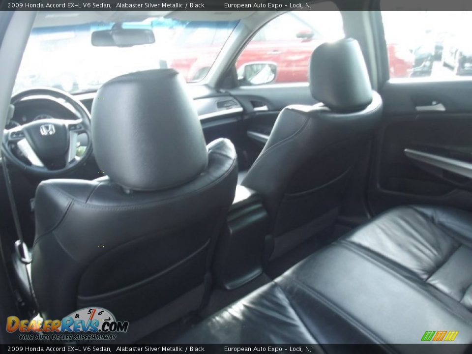 2009 Honda Accord EX-L V6 Sedan Alabaster Silver Metallic / Black Photo #10