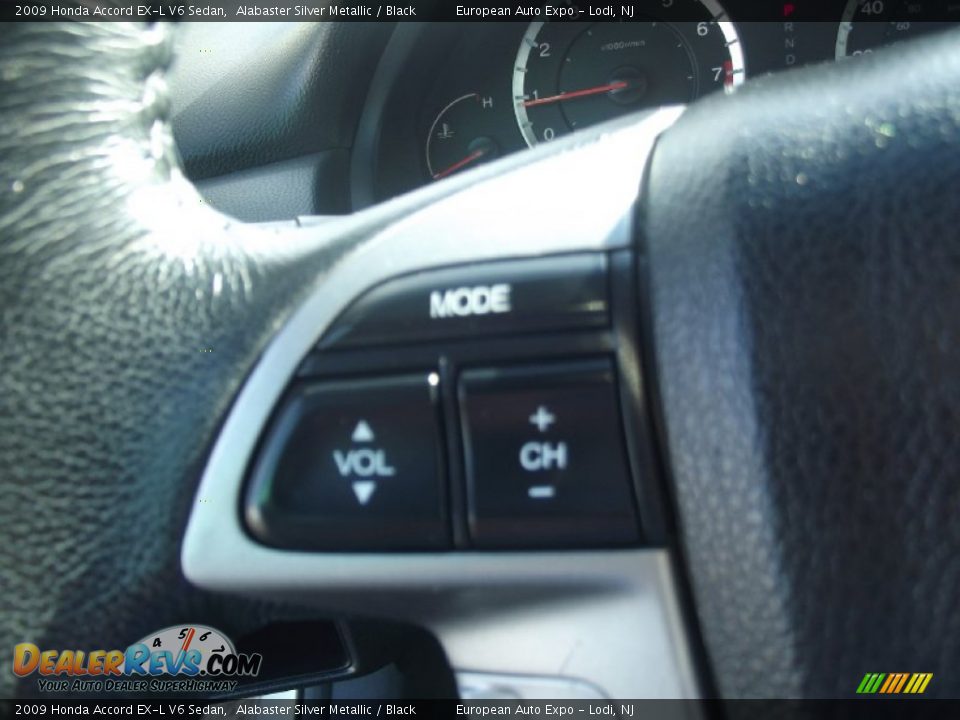 2009 Honda Accord EX-L V6 Sedan Alabaster Silver Metallic / Black Photo #22