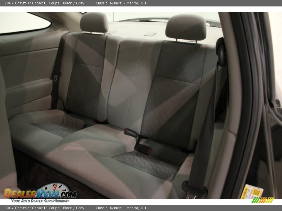 2007 Chevrolet Cobalt LS Coupe Black / Gray Photo #12