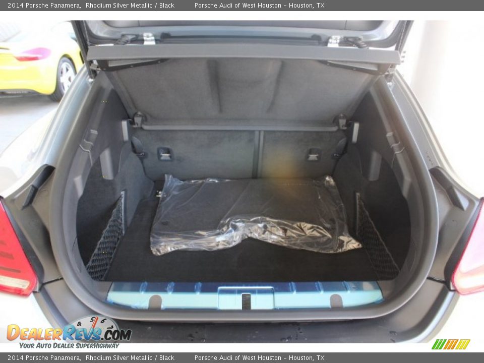 2014 Porsche Panamera  Trunk Photo #33