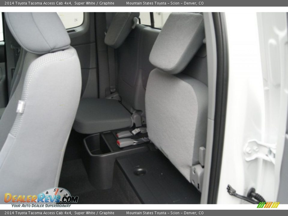 2014 Toyota Tacoma Access Cab 4x4 Super White / Graphite Photo #7