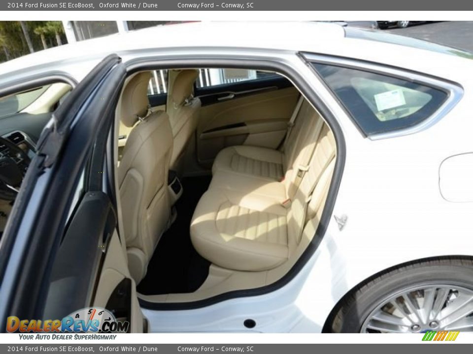 2014 Ford Fusion SE EcoBoost Oxford White / Dune Photo #12