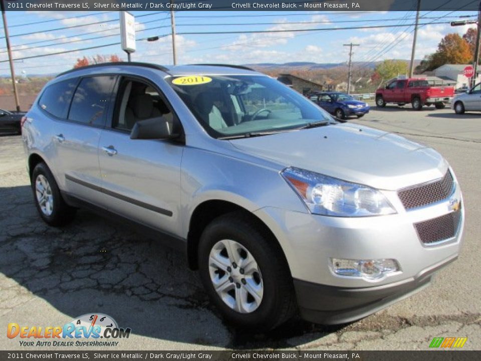 2011 Chevrolet Traverse LS Silver Ice Metallic / Dark Gray/Light Gray Photo #8