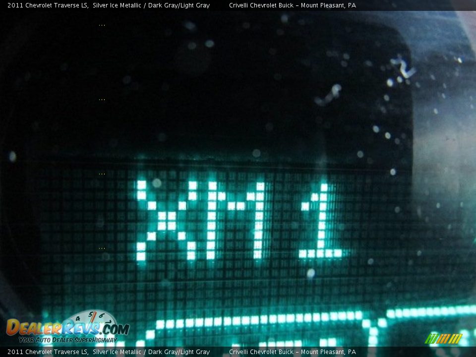 2011 Chevrolet Traverse LS Silver Ice Metallic / Dark Gray/Light Gray Photo #19