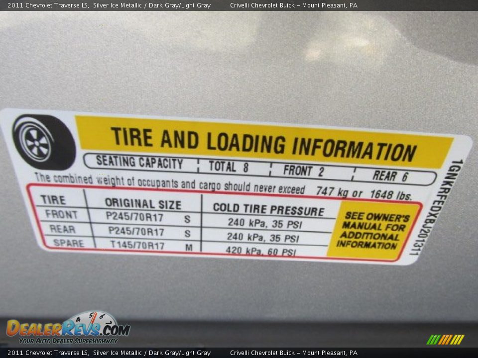 2011 Chevrolet Traverse LS Silver Ice Metallic / Dark Gray/Light Gray Photo #32