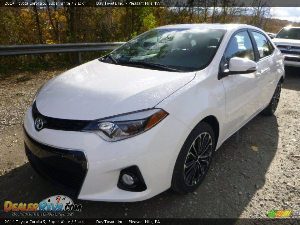 2014 Toyota Corolla S Super White / Black Photo #7