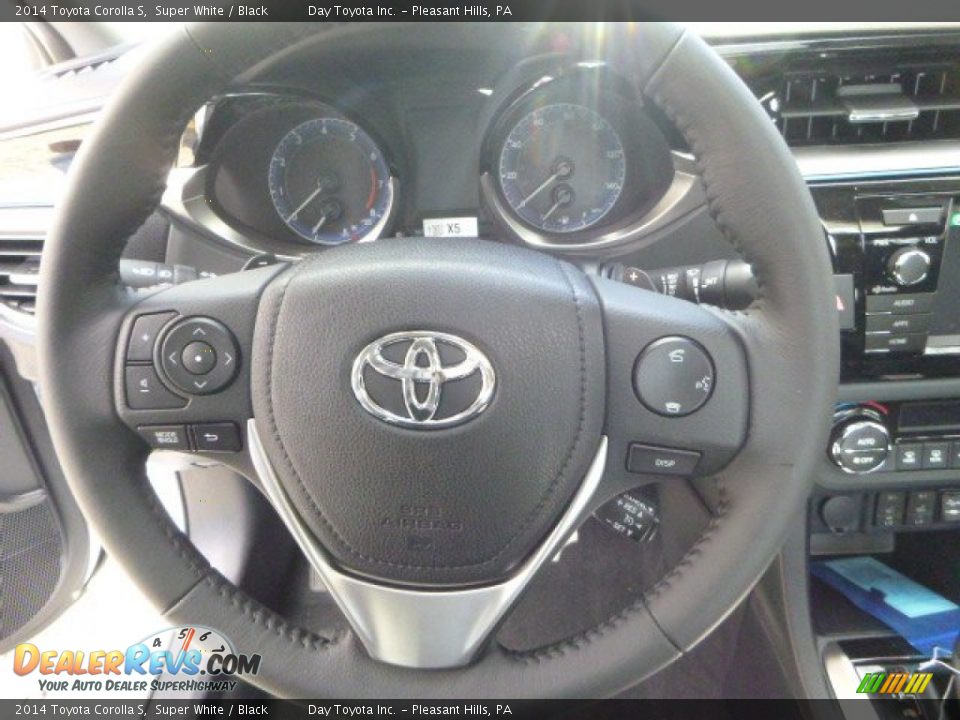 2014 Toyota Corolla S Super White / Black Photo #17