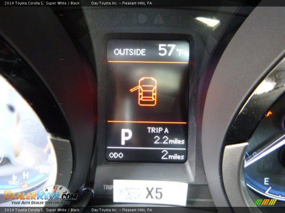 2014 Toyota Corolla S Super White / Black Photo #19