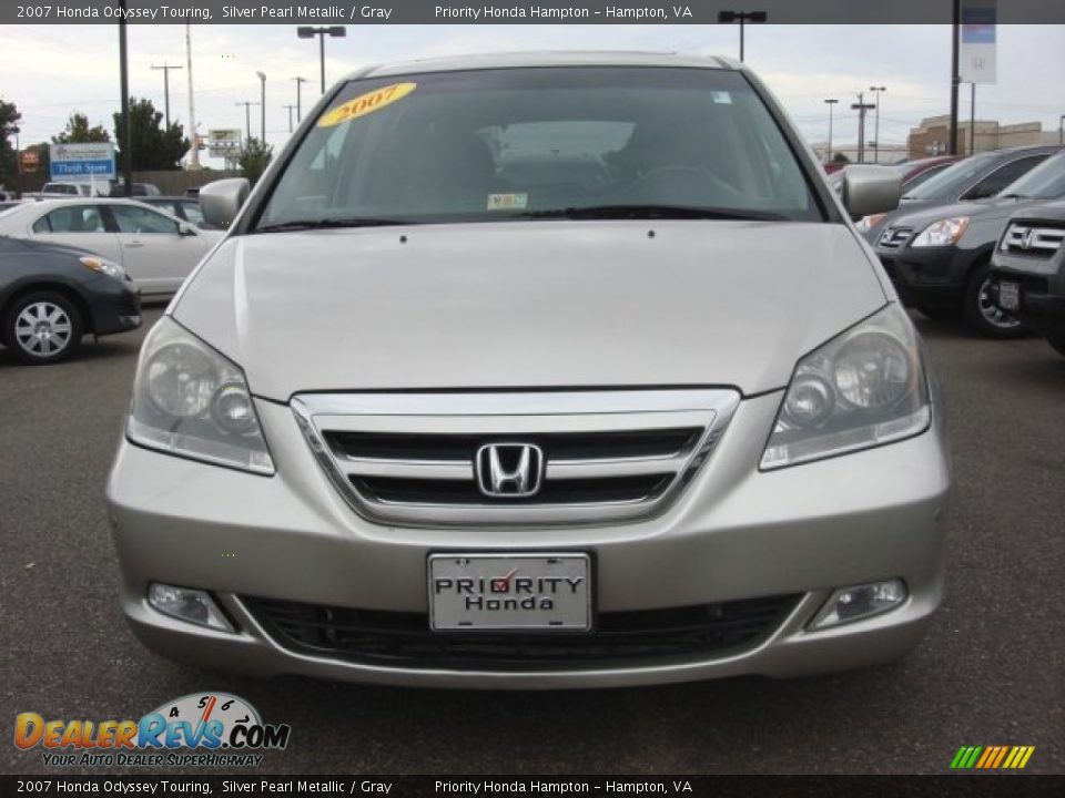 2007 Honda Odyssey Touring Silver Pearl Metallic / Gray Photo #8