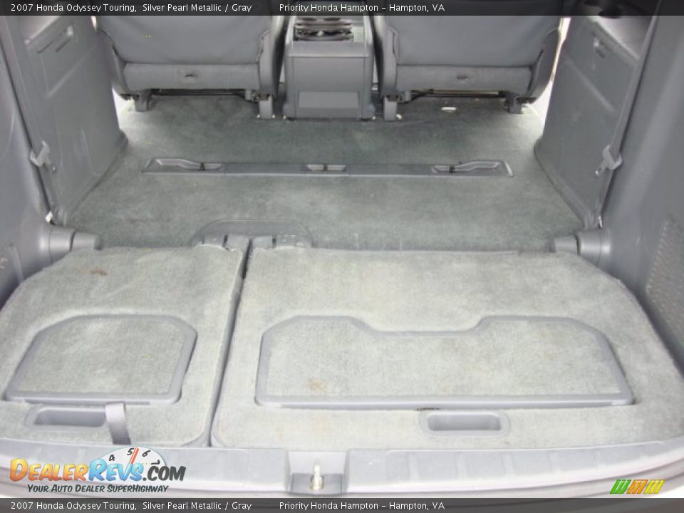 2007 Honda Odyssey Touring Silver Pearl Metallic / Gray Photo #12
