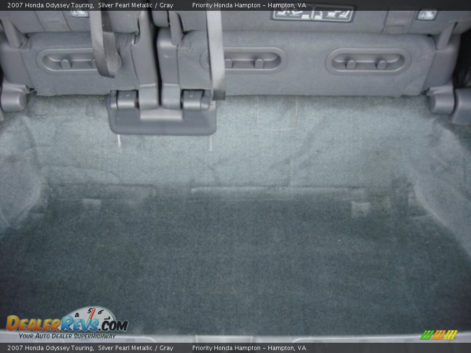 2007 Honda Odyssey Touring Silver Pearl Metallic / Gray Photo #13