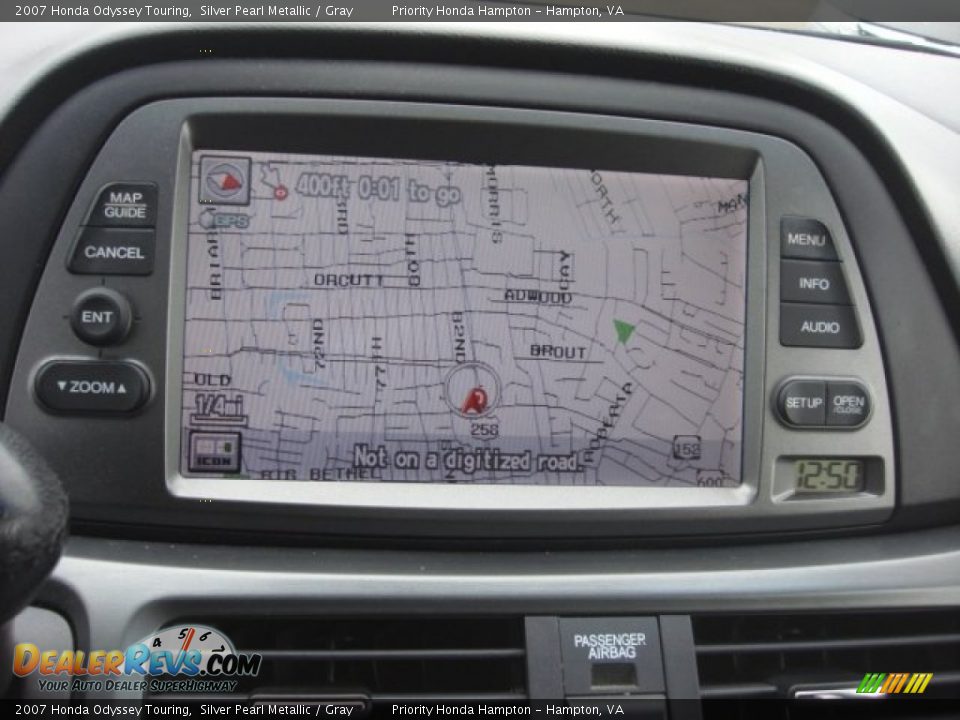 2007 Honda Odyssey Touring Silver Pearl Metallic / Gray Photo #21