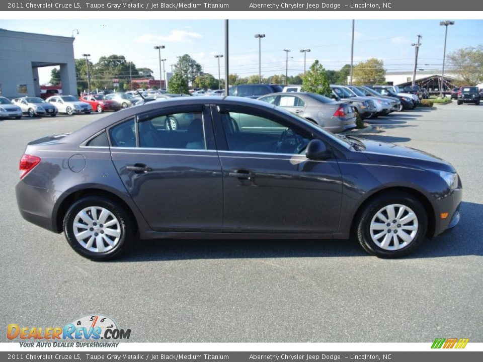 2011 Chevrolet Cruze LS Taupe Gray Metallic / Jet Black/Medium Titanium Photo #6