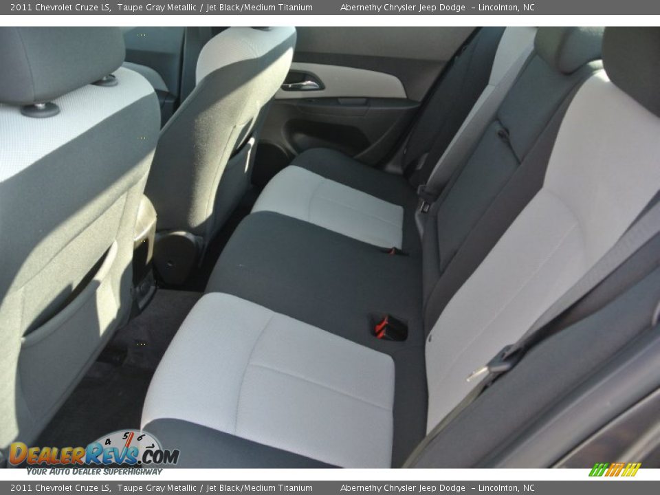 2011 Chevrolet Cruze LS Taupe Gray Metallic / Jet Black/Medium Titanium Photo #16