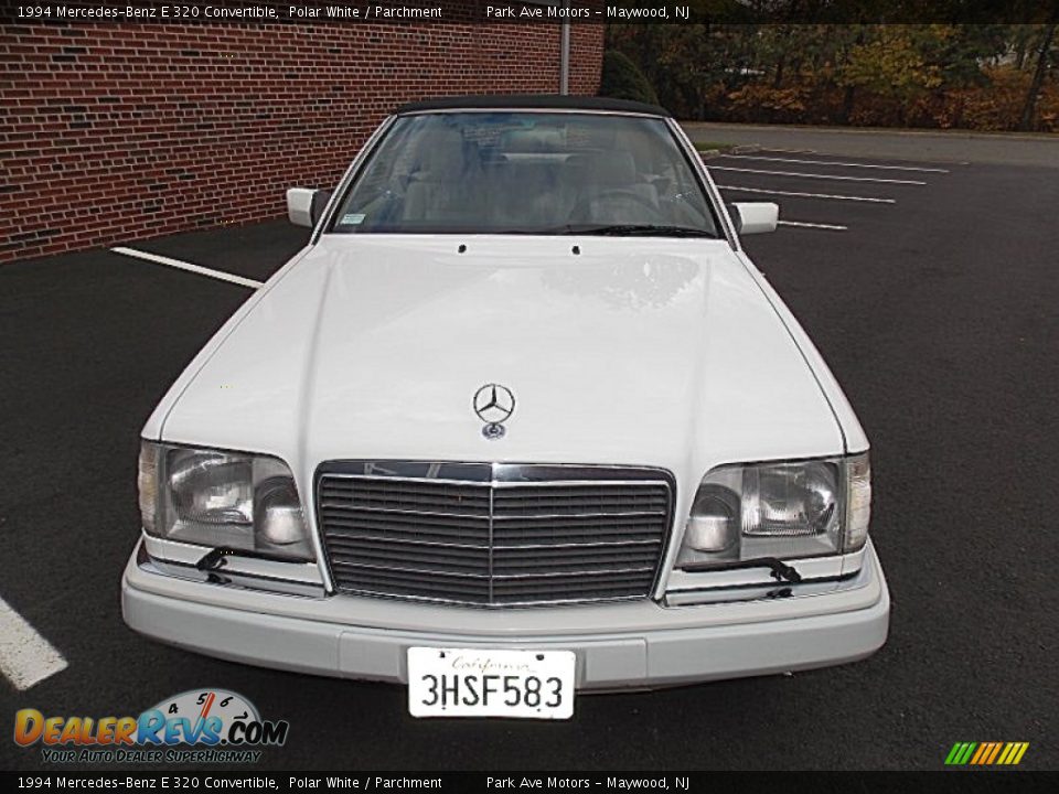 1994 Mercedes-Benz E 320 Convertible Polar White / Parchment Photo #3
