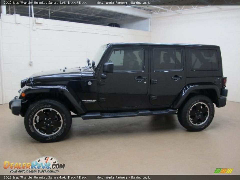 2012 Jeep Wrangler Unlimited Sahara 4x4 Black / Black Photo #5