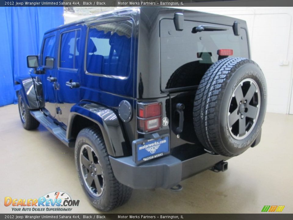 2012 Jeep Wrangler Unlimited Sahara 4x4 Black / Black Photo #6