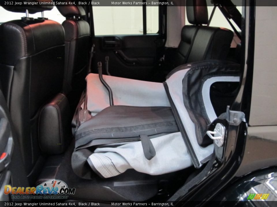 2012 Jeep Wrangler Unlimited Sahara 4x4 Black / Black Photo #19