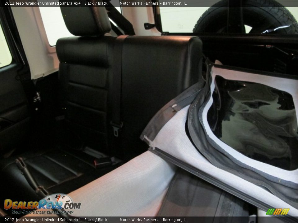 2012 Jeep Wrangler Unlimited Sahara 4x4 Black / Black Photo #20