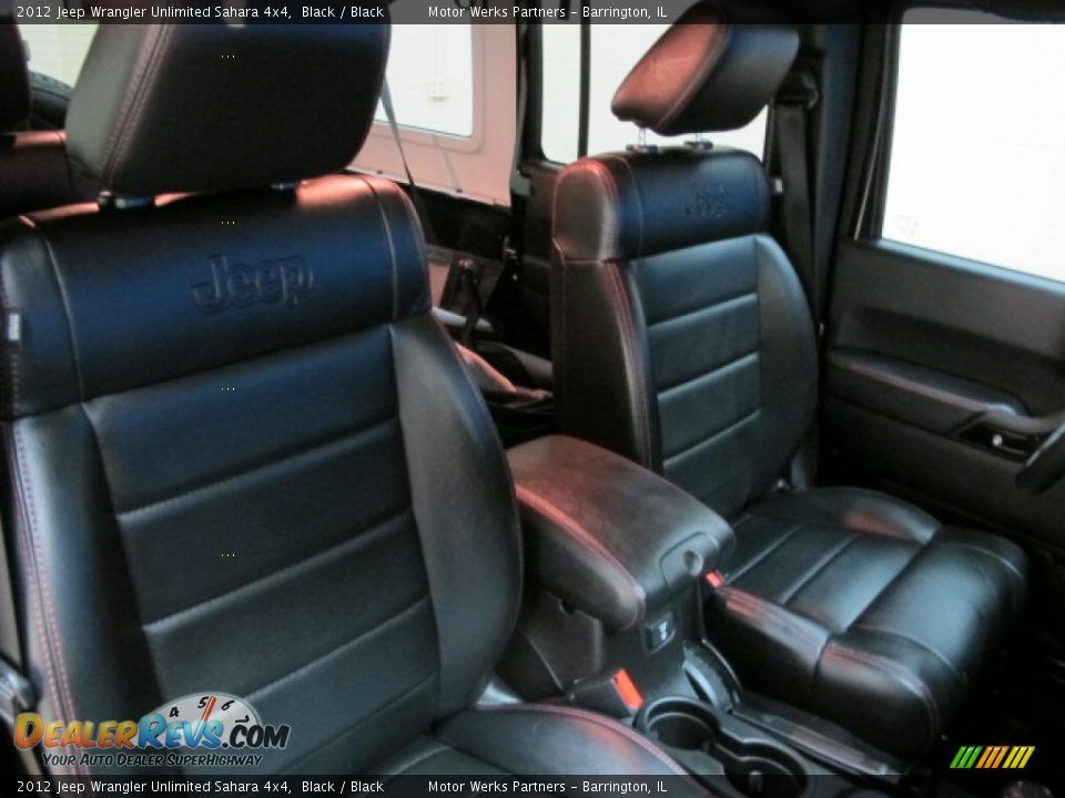 2012 Jeep Wrangler Unlimited Sahara 4x4 Black / Black Photo #24
