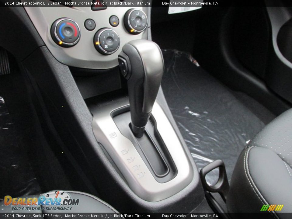 2014 Chevrolet Sonic LTZ Sedan Shifter Photo #18