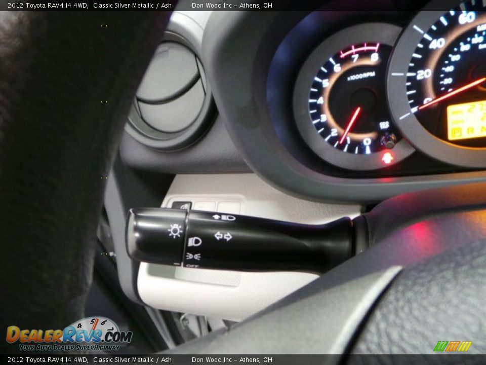 2012 Toyota RAV4 I4 4WD Classic Silver Metallic / Ash Photo #18