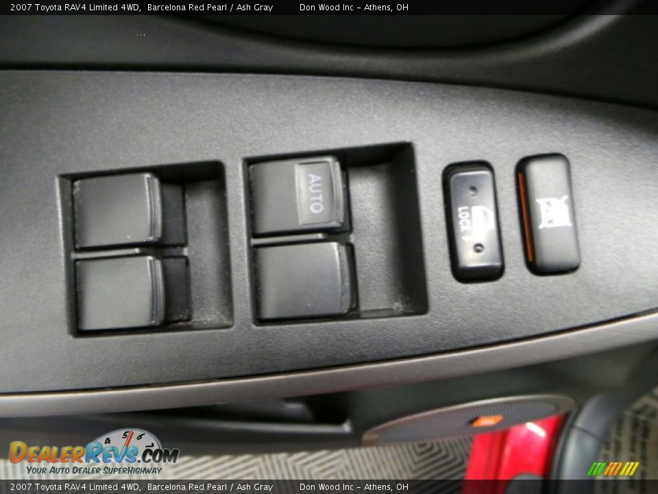 2007 Toyota RAV4 Limited 4WD Barcelona Red Pearl / Ash Gray Photo #12