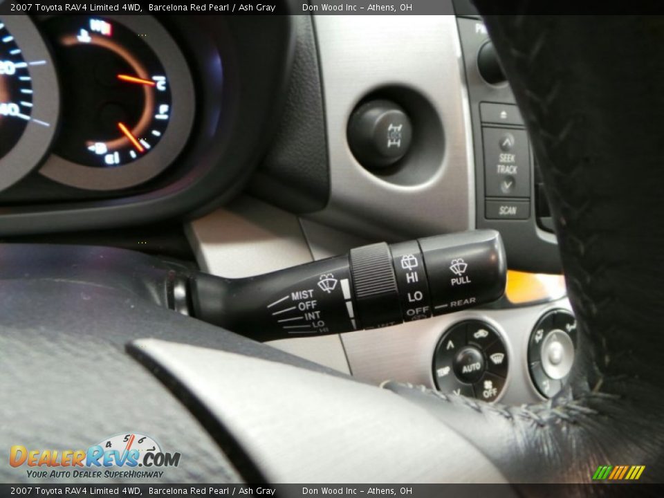 2007 Toyota RAV4 Limited 4WD Barcelona Red Pearl / Ash Gray Photo #20