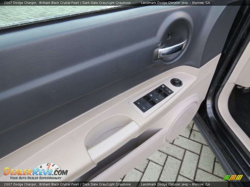2007 Dodge Charger Brilliant Black Crystal Pearl / Dark Slate Gray/Light Graystone Photo #11