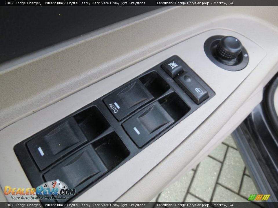 2007 Dodge Charger Brilliant Black Crystal Pearl / Dark Slate Gray/Light Graystone Photo #12