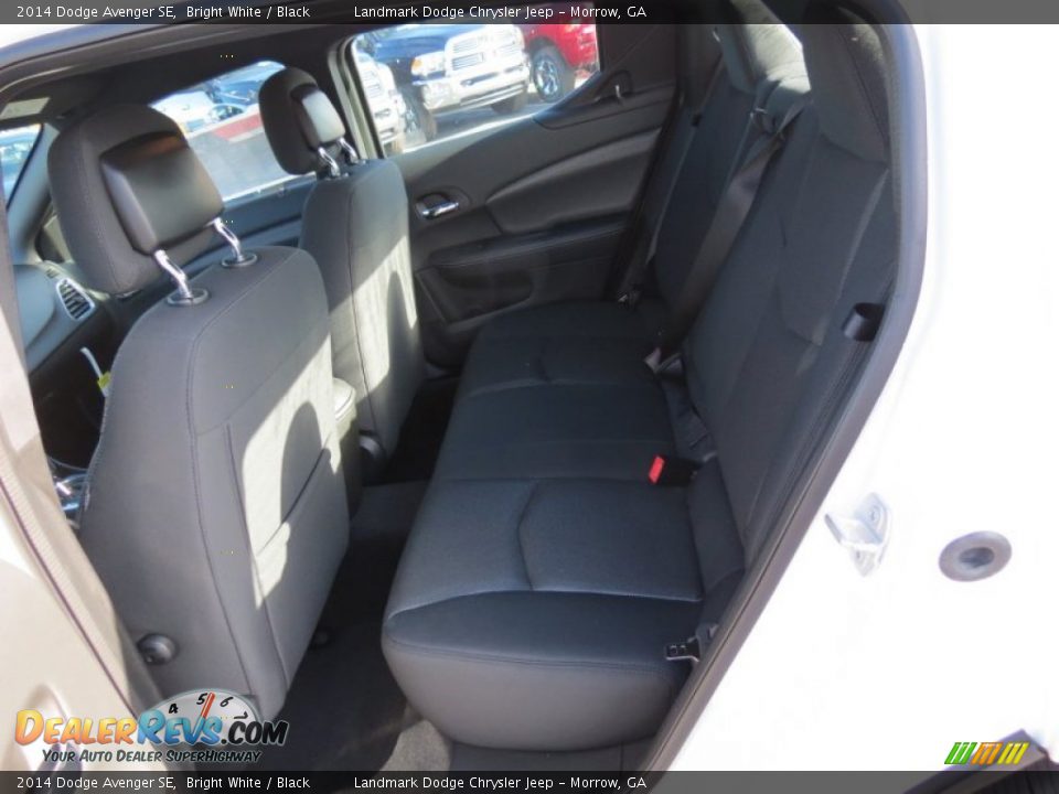 2014 Dodge Avenger SE Bright White / Black Photo #7