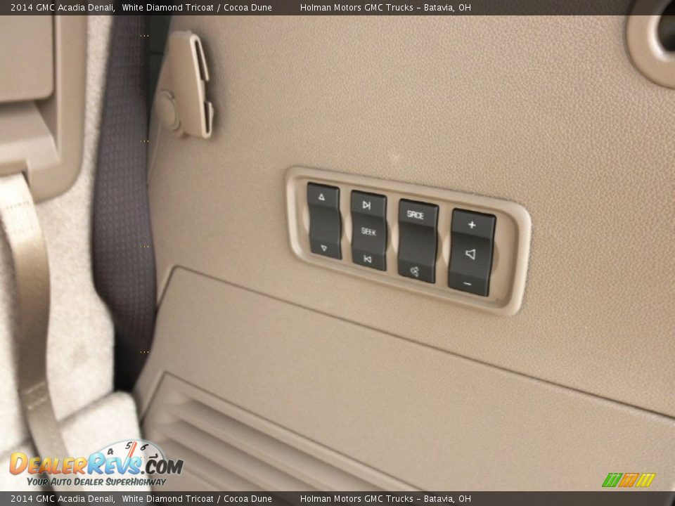 2014 GMC Acadia Denali White Diamond Tricoat / Cocoa Dune Photo #30