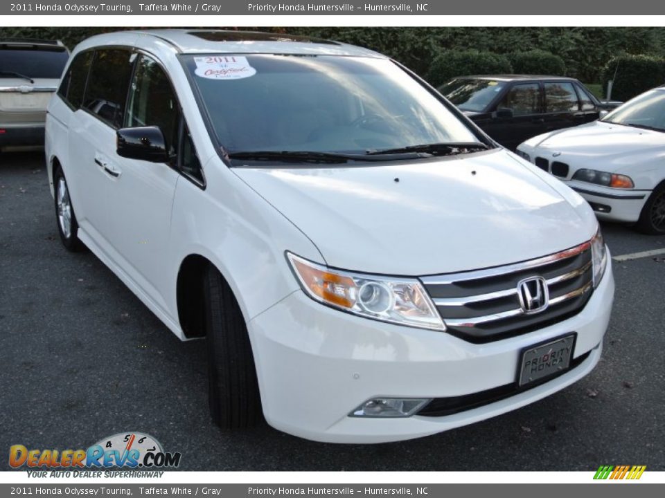 2011 Honda Odyssey Touring Taffeta White / Gray Photo #2